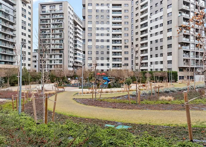 Mido Park With Private Parking & Self Check-in * Бухарест
