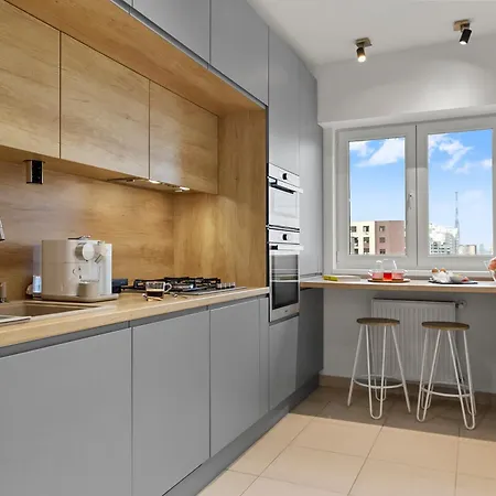 Mido Park With Private Parking & Self Check-in