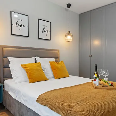 Mido Park With Private Parking & Self Check-in