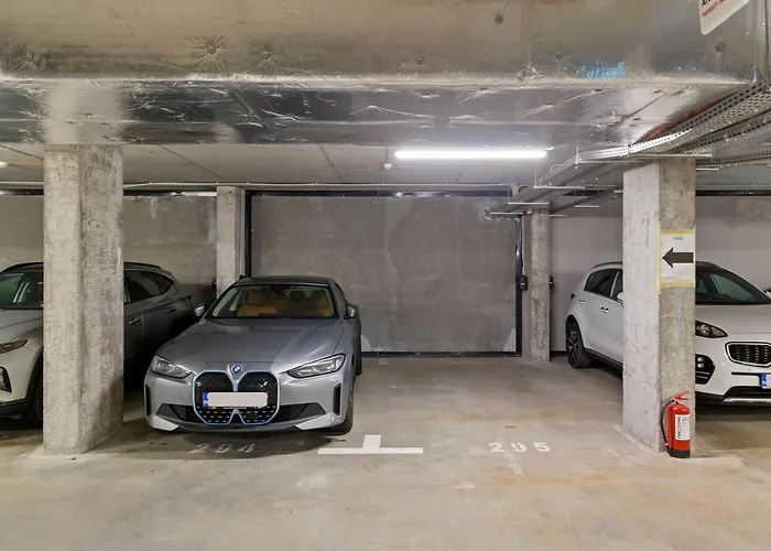 Апартаменты Mido Park With Private Parking & Self Check-in Бухарест