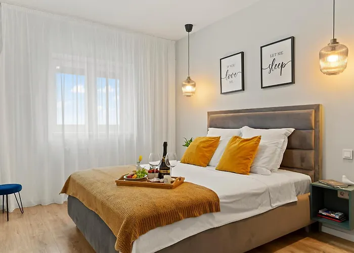 Mido Park With Private Parking & Self Check-in Apartmán *