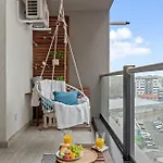 アパート Mido Park With Private Parking & Self Check-in ブカレスト