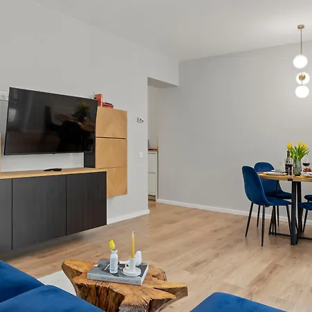 Mido Park With Private Parking & Self Check-in Apartament *