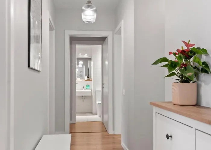 Mido Park With Private Parking & Self Check-in *